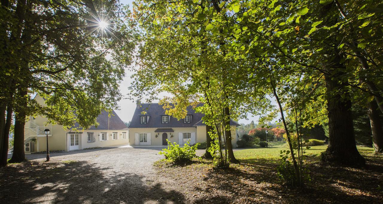 Bed and Breakfast Domaine Du Bois Des Anges Germigny-l'Eveque Exteriér fotografie