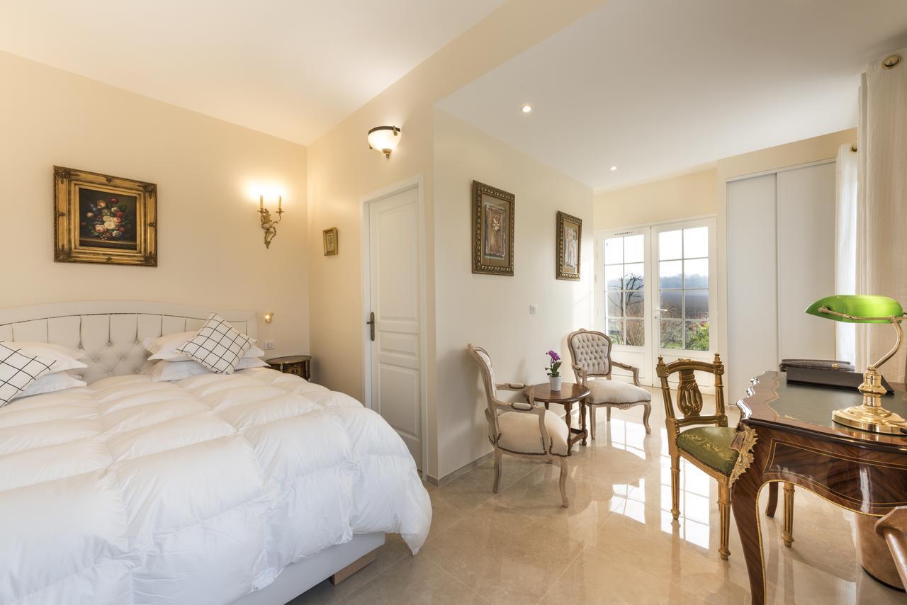Bed and Breakfast Domaine Du Bois Des Anges Germigny-l'Eveque Exteriér fotografie